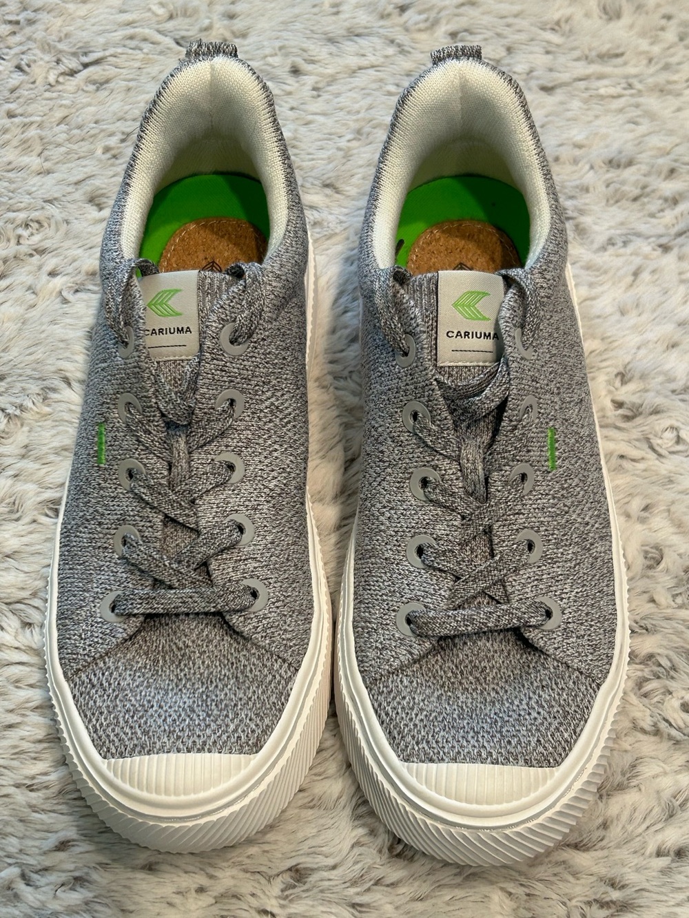 Cariuma IBI Low Stone Light Grey Knit Sneaker